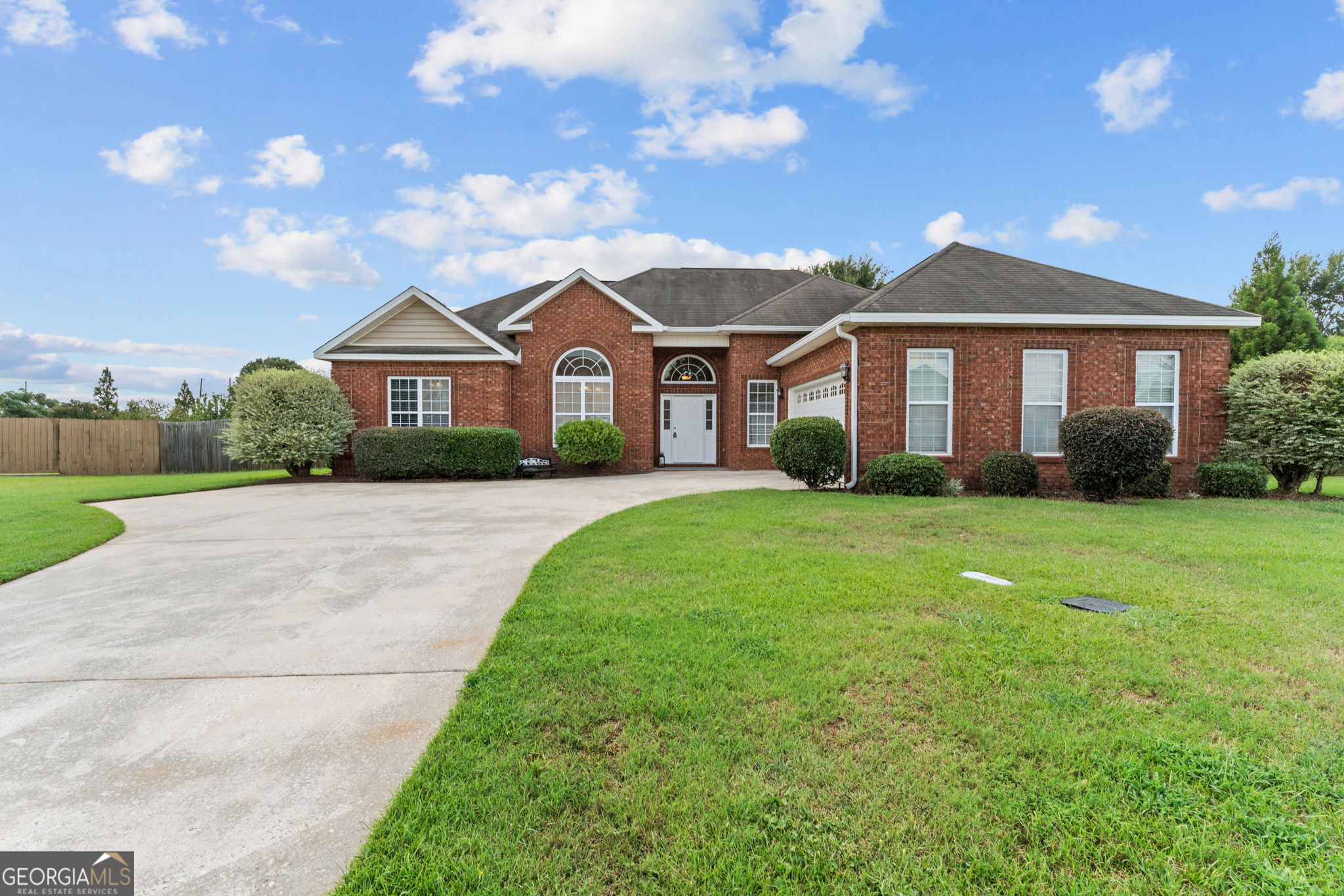 223 Loudon Hill Dr — photo