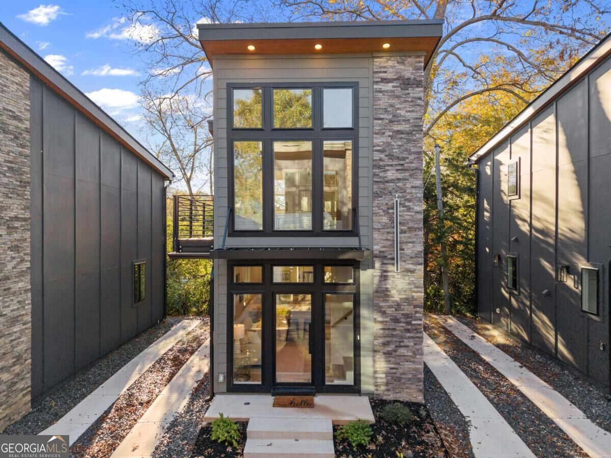 515 Nightfire Ct SW — photo