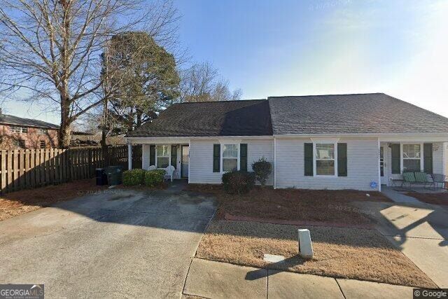 1775 Summerwoods Ln — photo