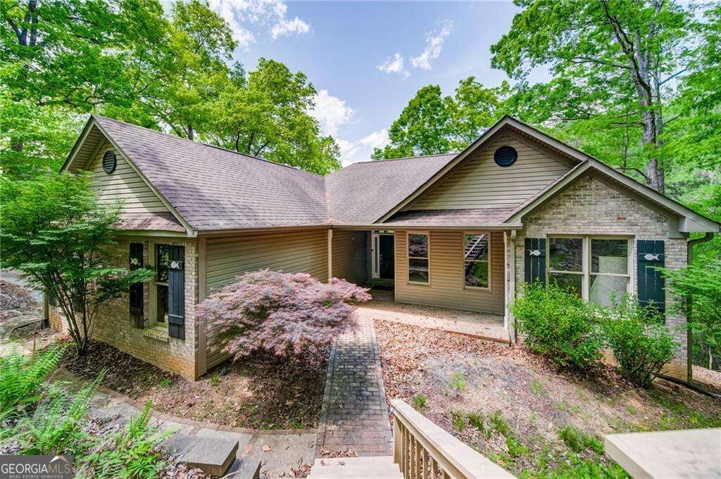 122 Douglas Fir Dr — photo