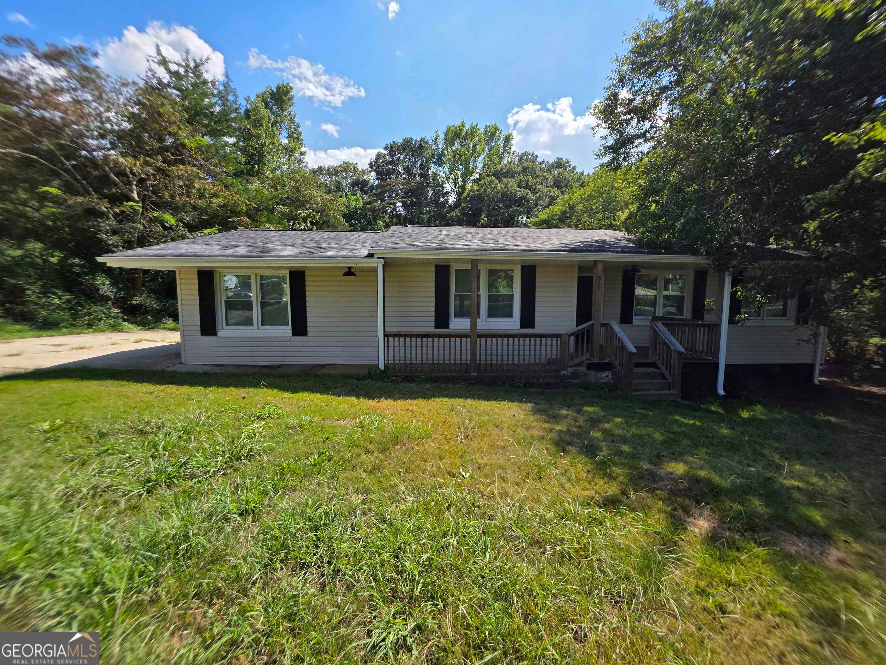 527 Walton Rd — photo