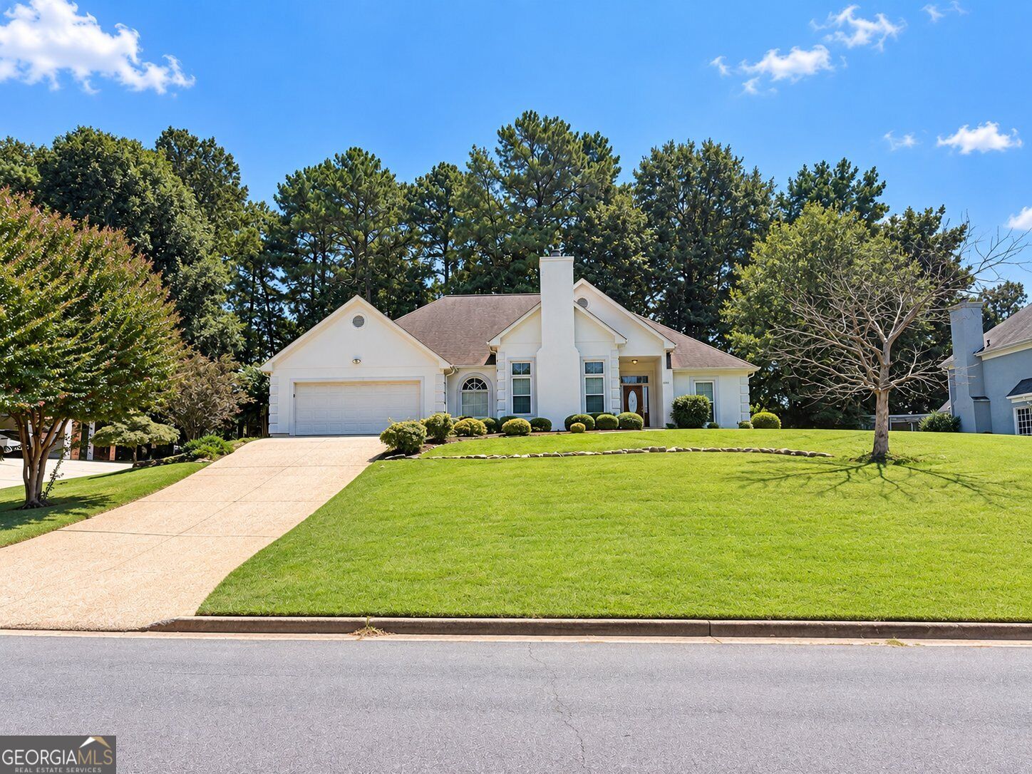 1090 Swan Mill Ct — photo