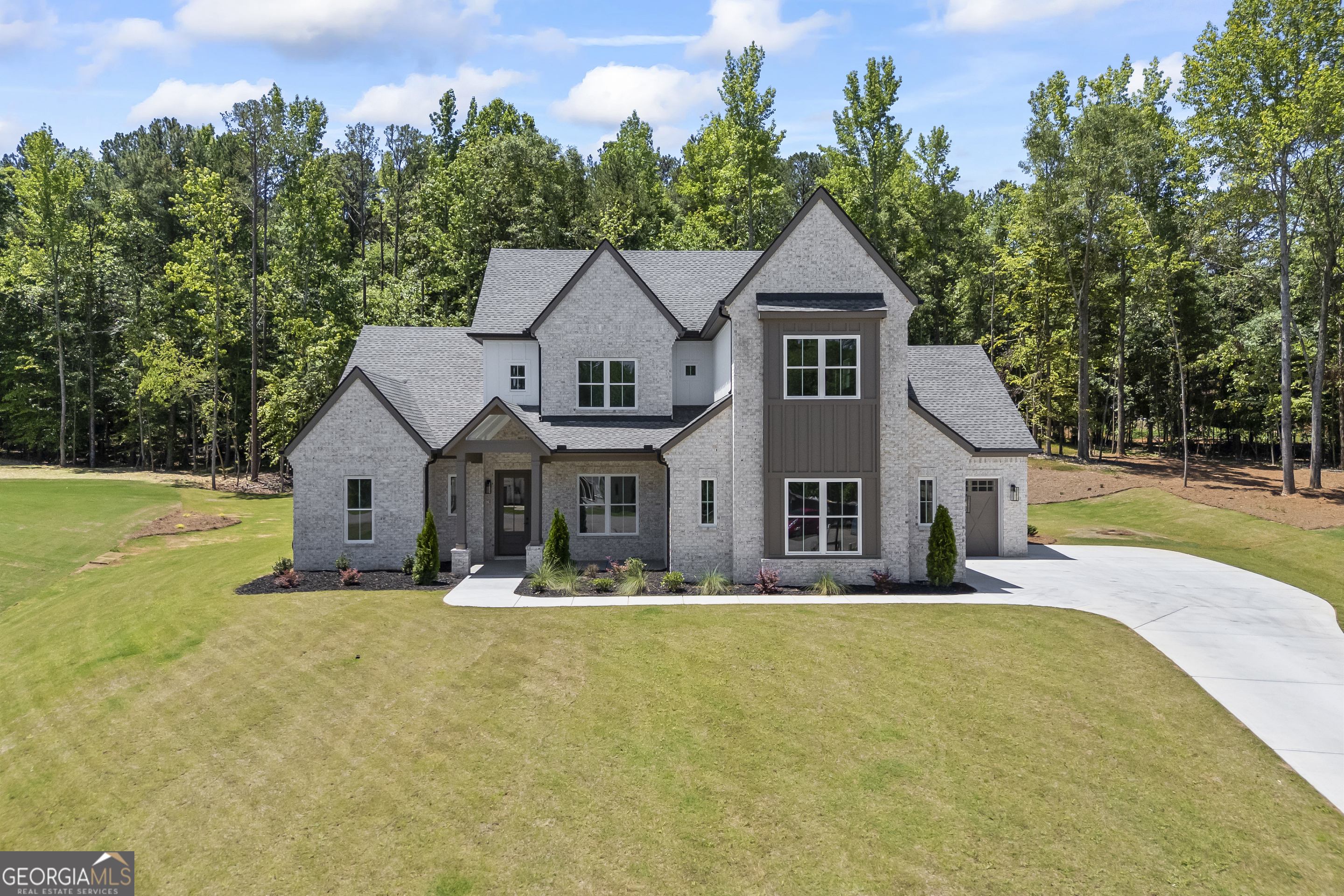 205 Chariot Ct — photo