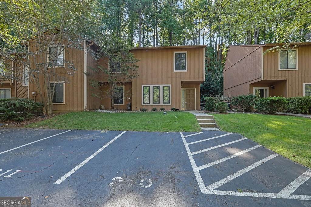 878 Lake Hollow Blvd SW — photo