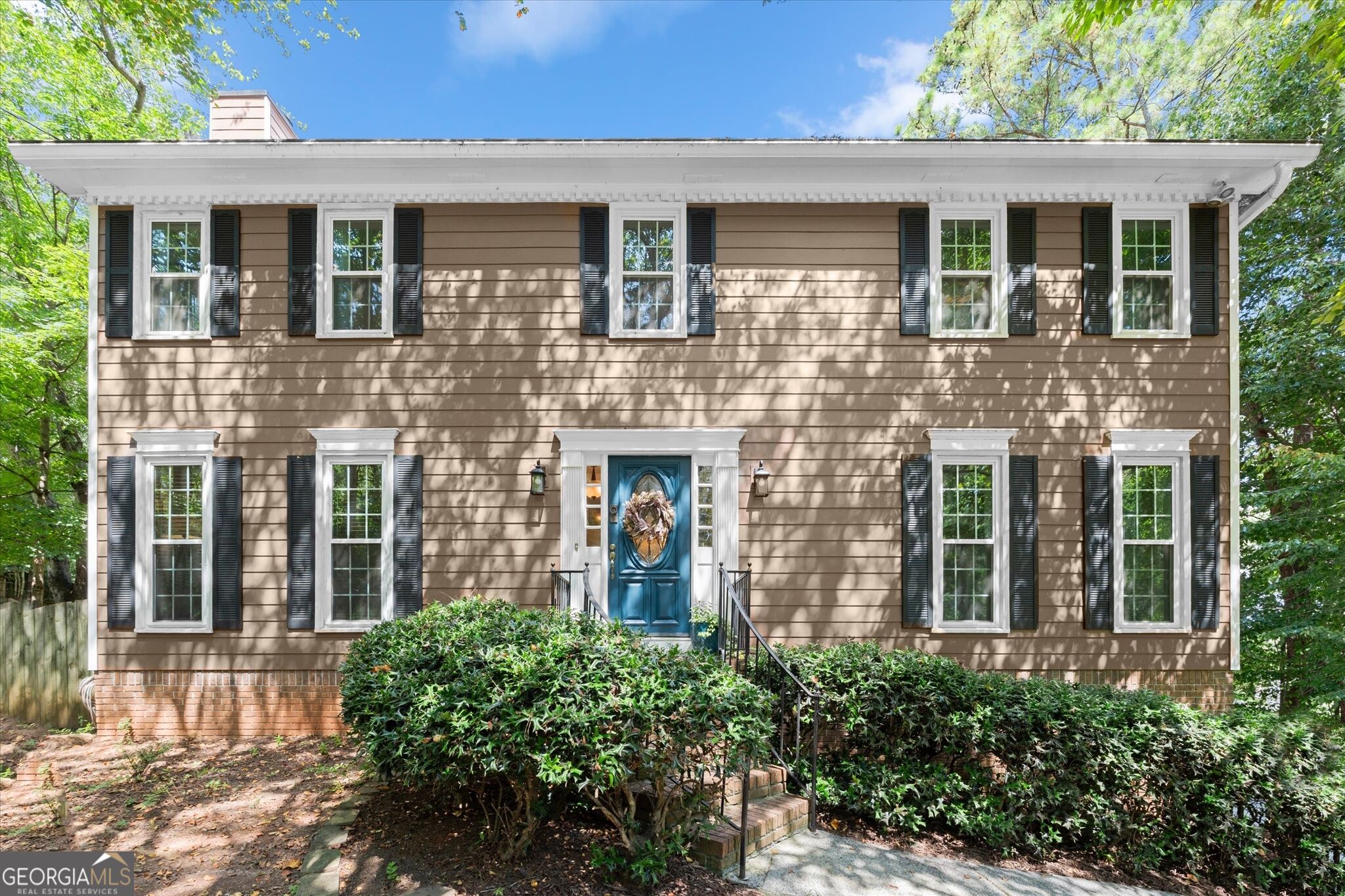 4977 Kings Wood Dr NE — photo