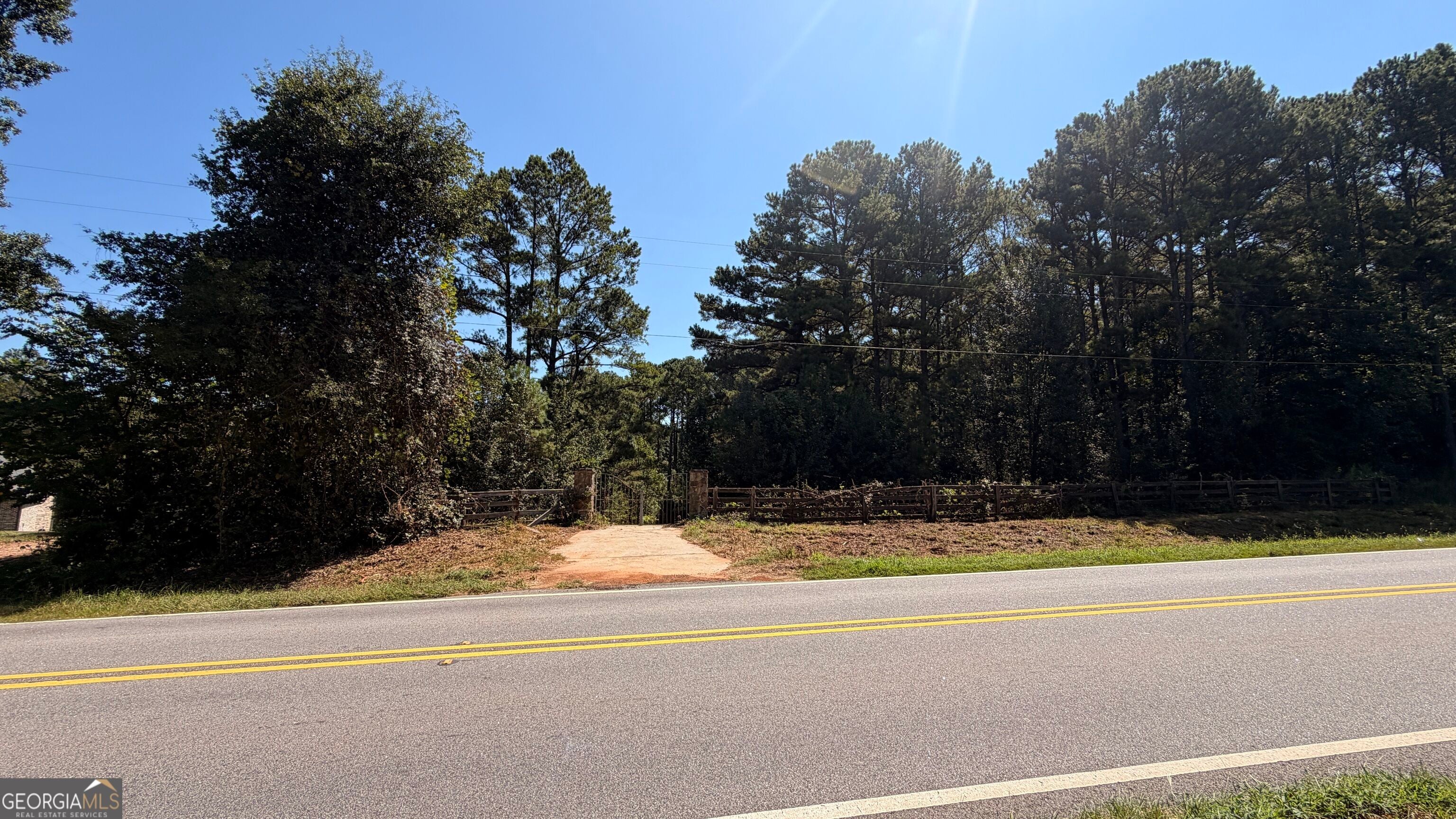 2601 NE Gees Mill Rd — photo