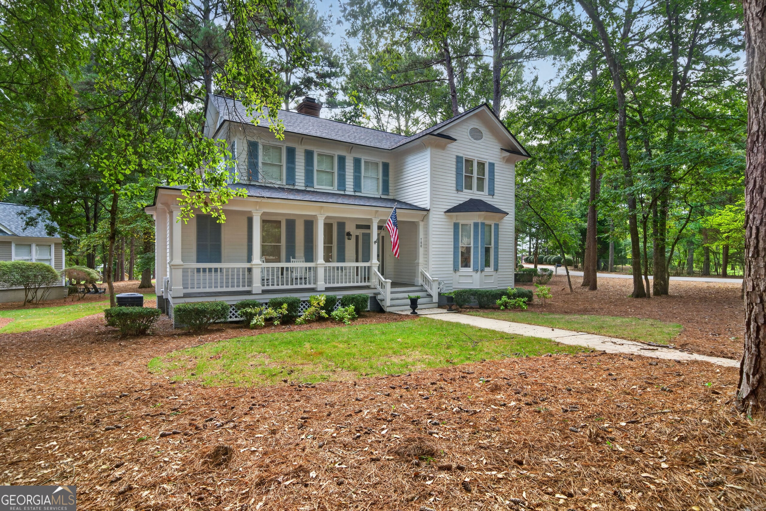 100 Seven Oaks Way — photo