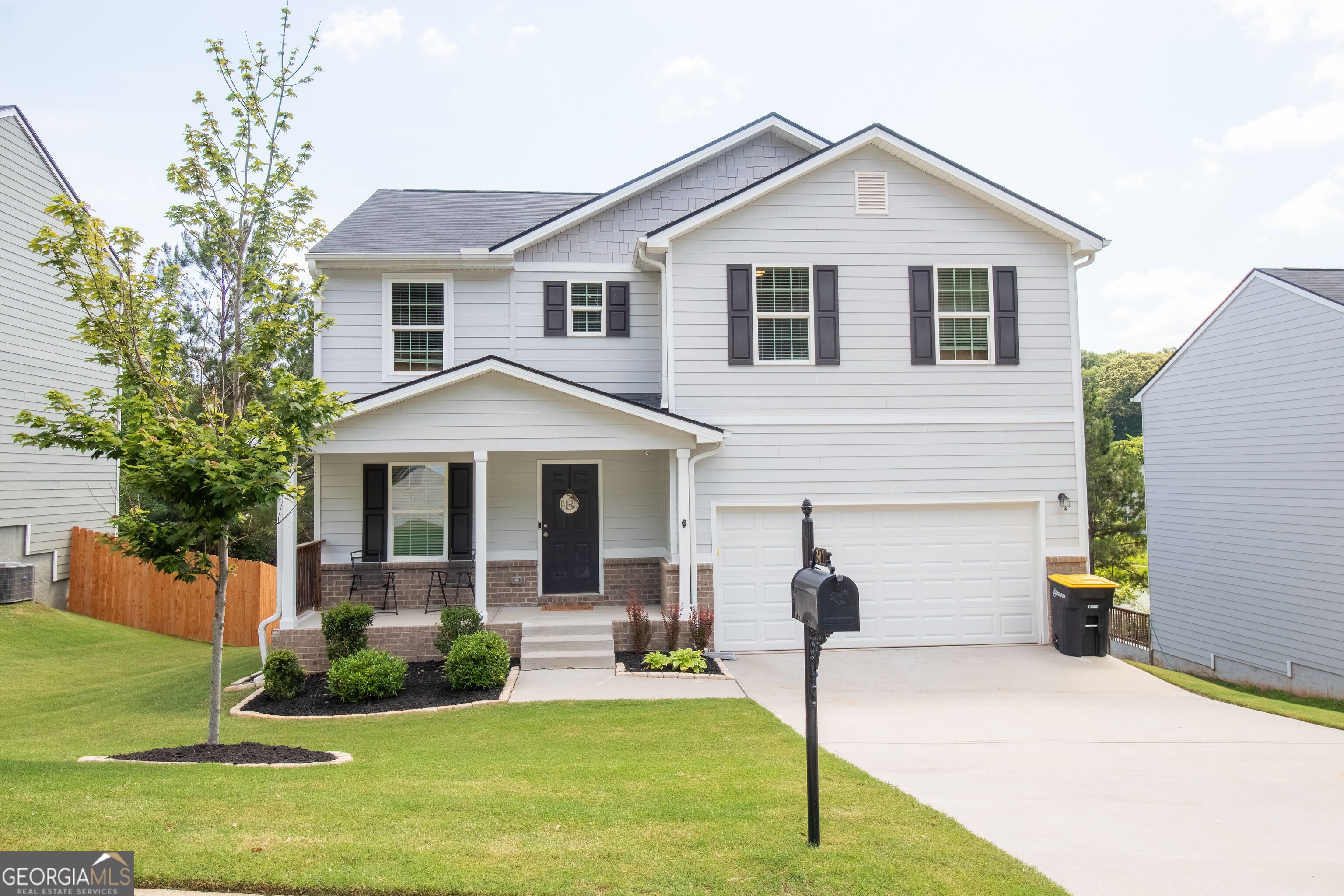 307 Duck Walk Way — photo