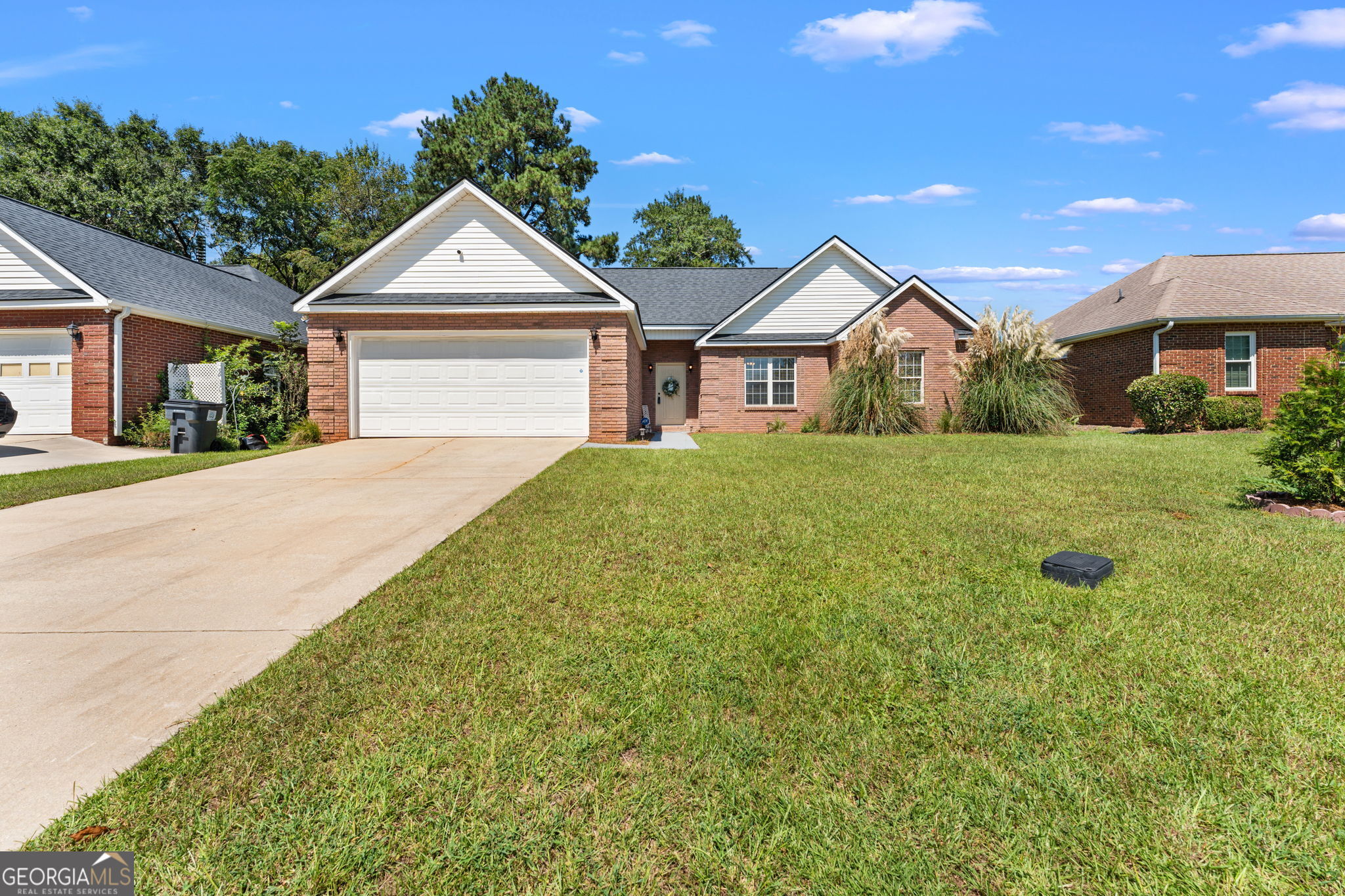 323 Links View Dr — photo