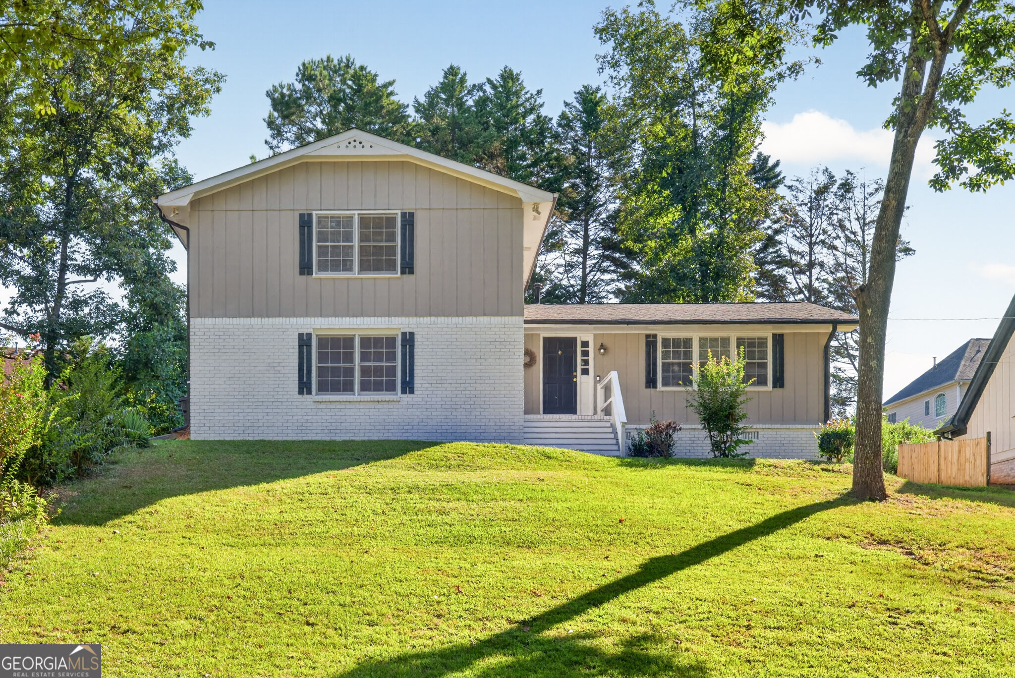 3717 Leisure Ct — photo