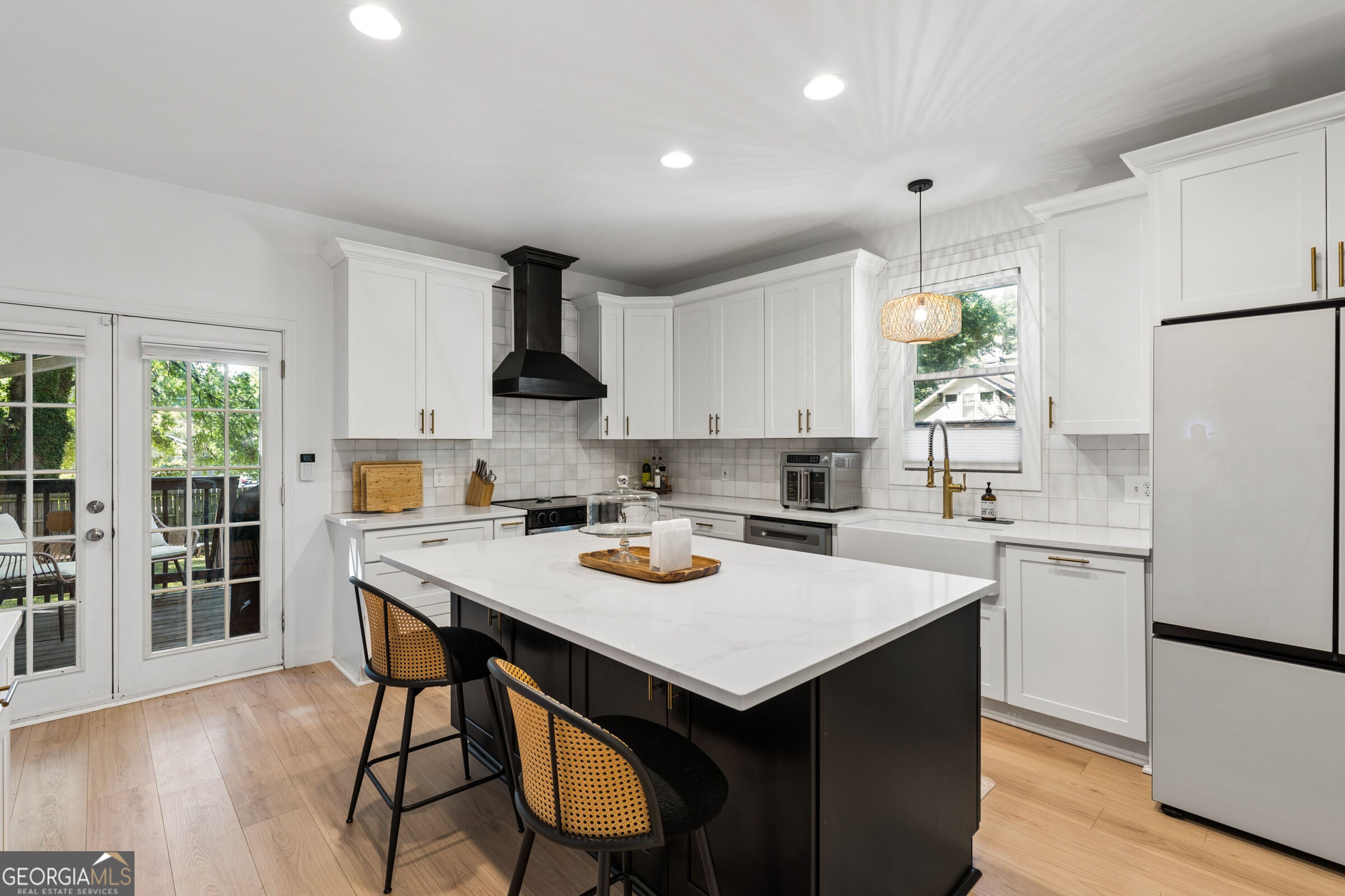 1353 Meridian St SE — photo
