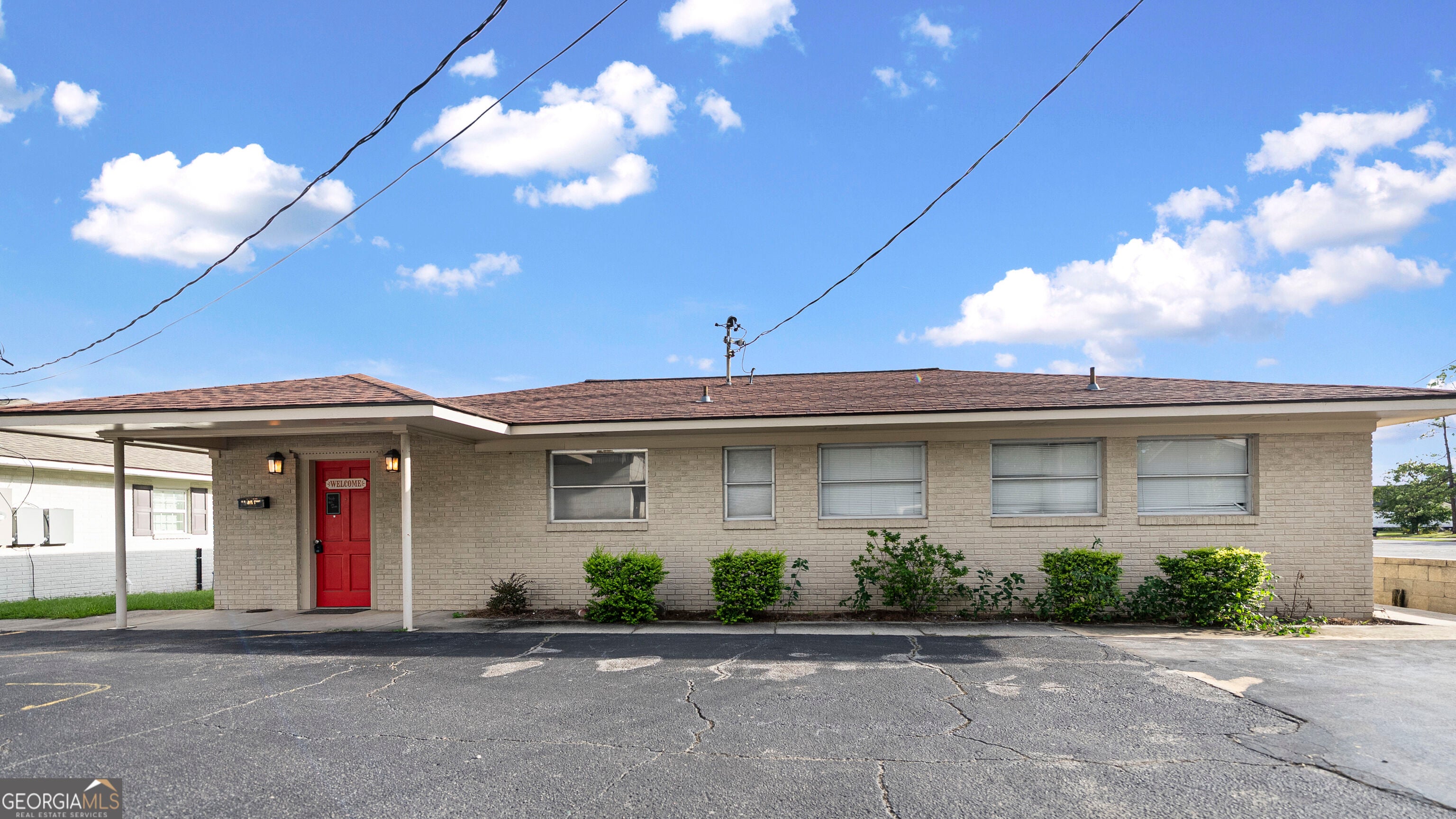77 N Main St Ste B — photo