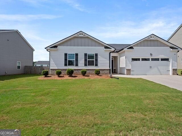 647 Graham Campbell Ln — photo