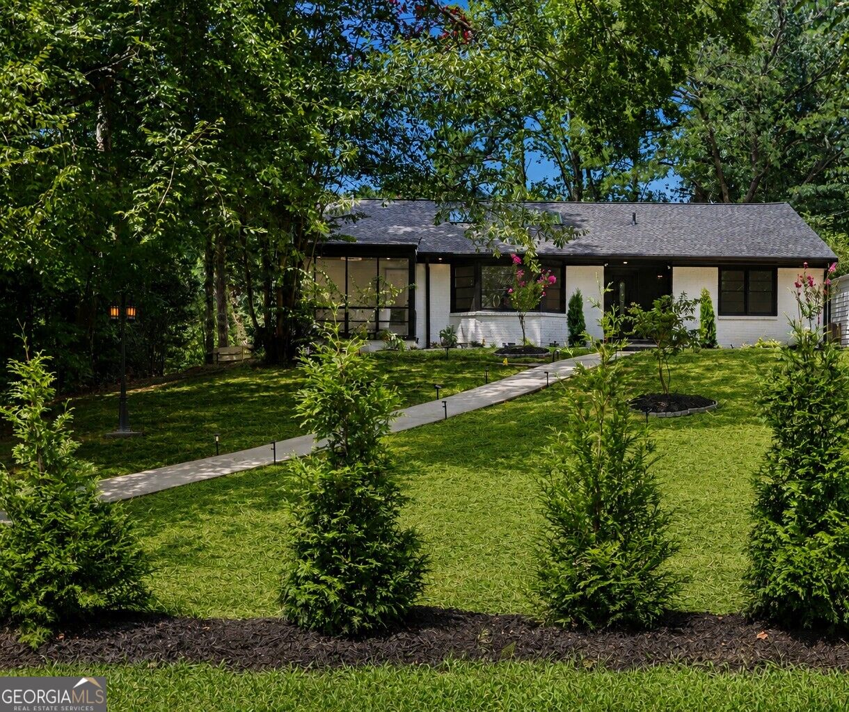 1446 Briarcliff Rd NE — photo