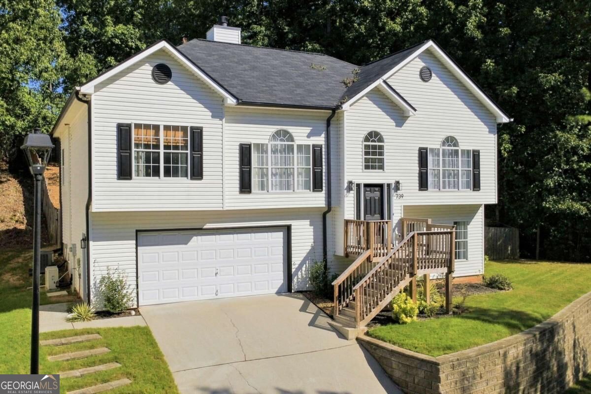 739 Reeves Lake Dr SW — photo