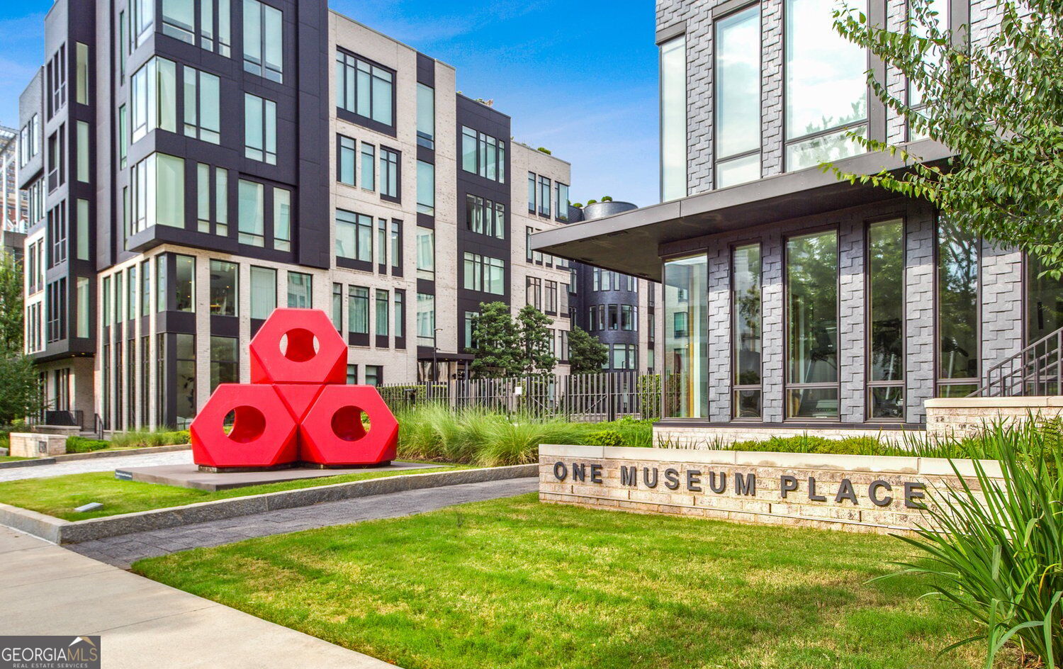 1301 Peachtree St NE 4L — photo