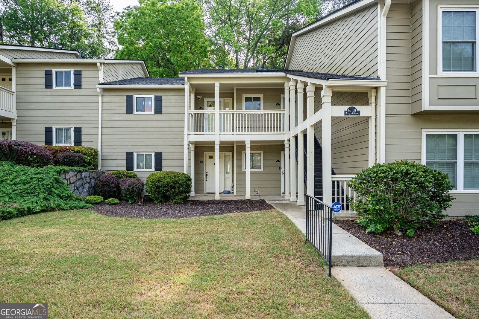 66 Middleton Ct SE — photo