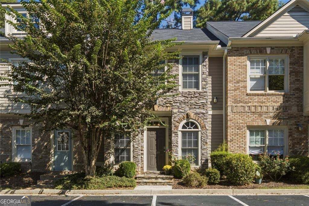 1248 Harris Commons Pl — photo