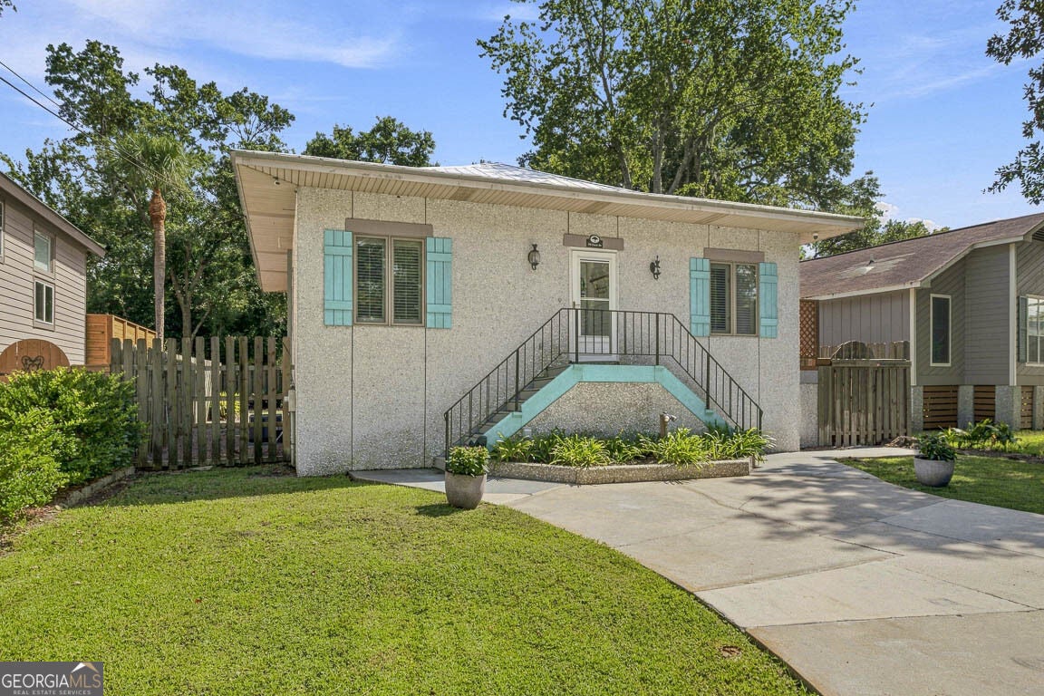 222 Circle Dr — photo