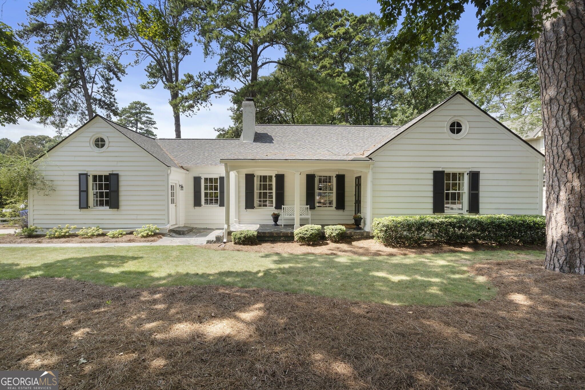 835 Glenbrook Dr — photo