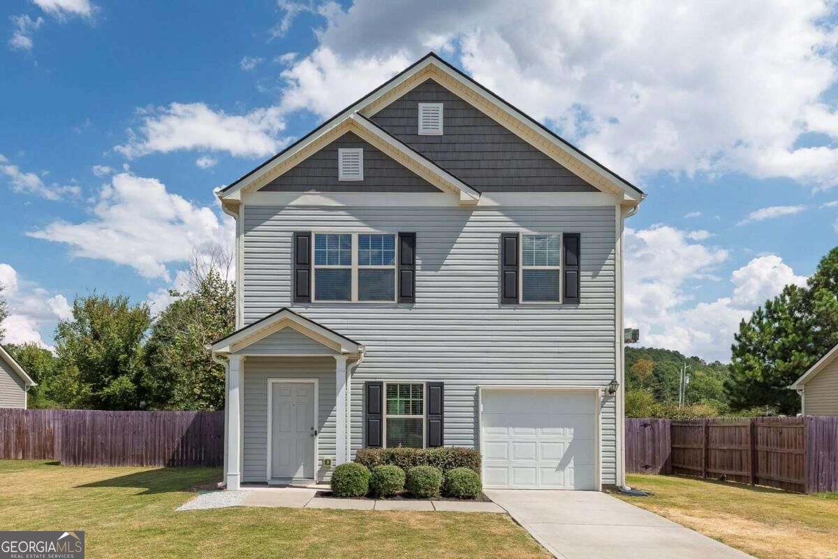 105 Colonial Dr — photo