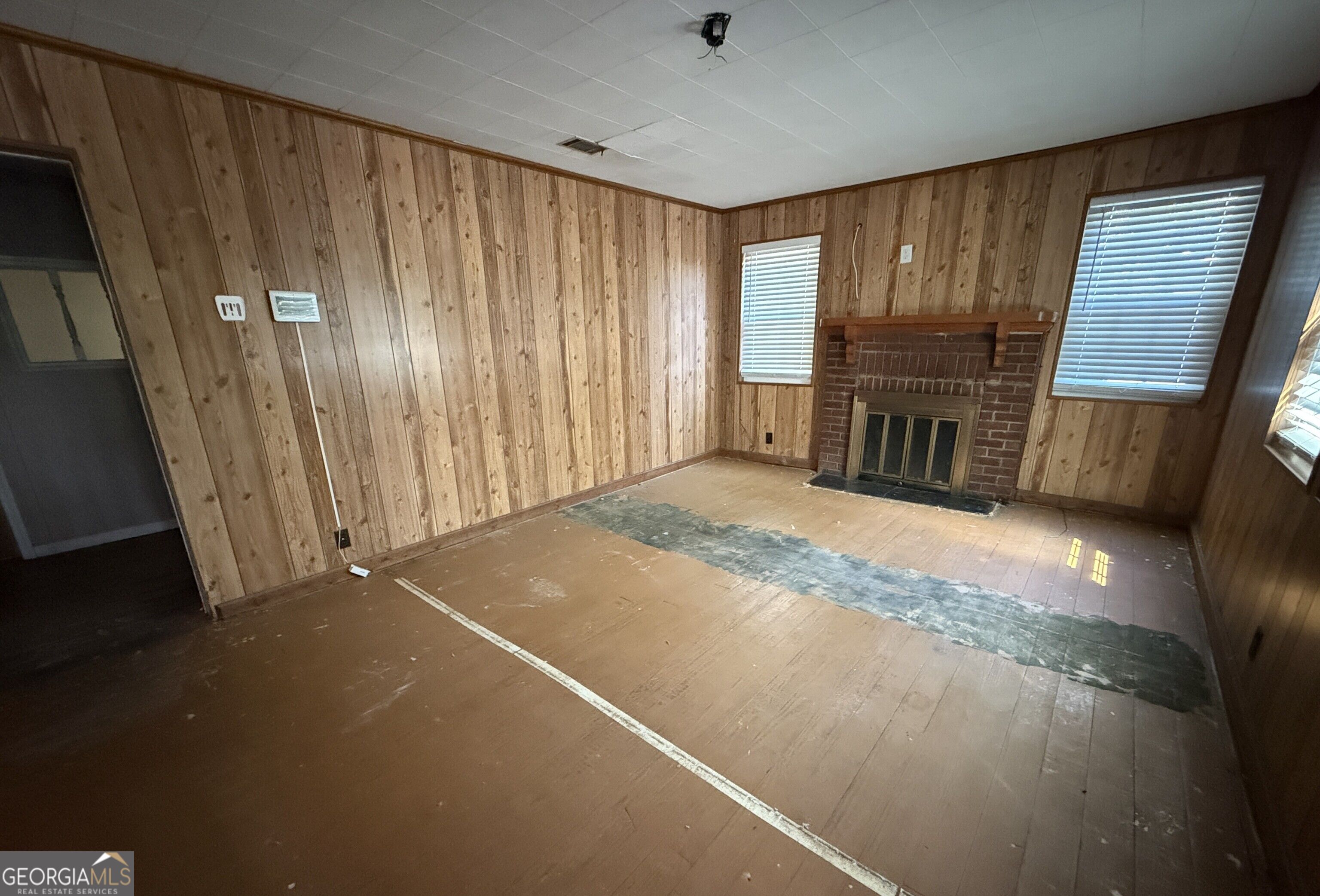 401 E Howard Street, Wrens, GA 30833 — photo 2