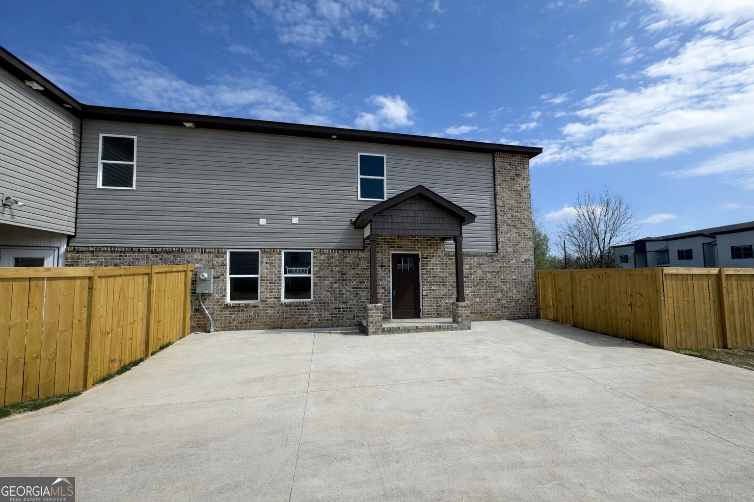 256 Beau Claire Cir — photo