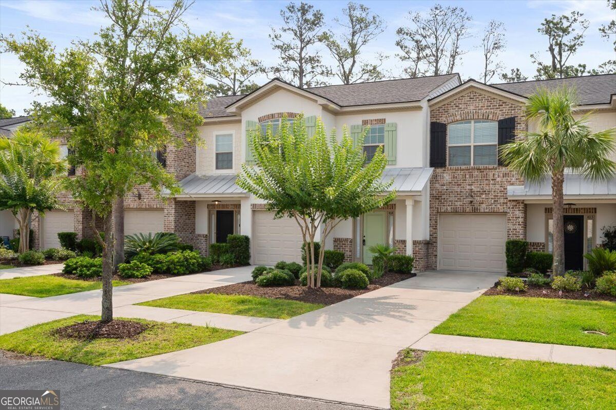 404 Mariners Cir — photo