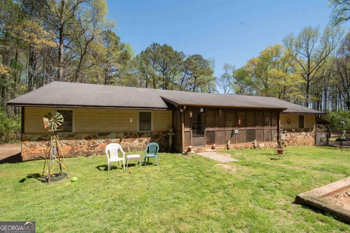 270 Walt Sanders Rd — photo
