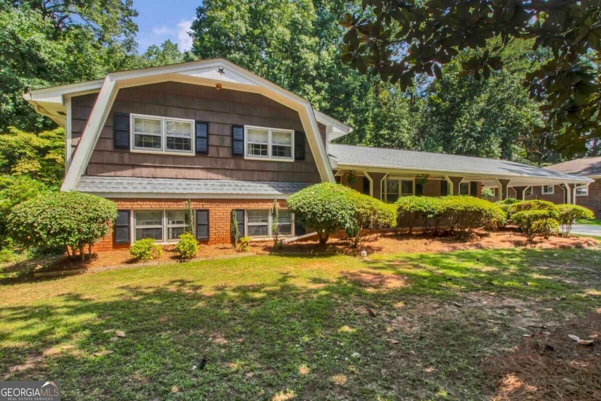 4577 N Peachtree Rd — photo