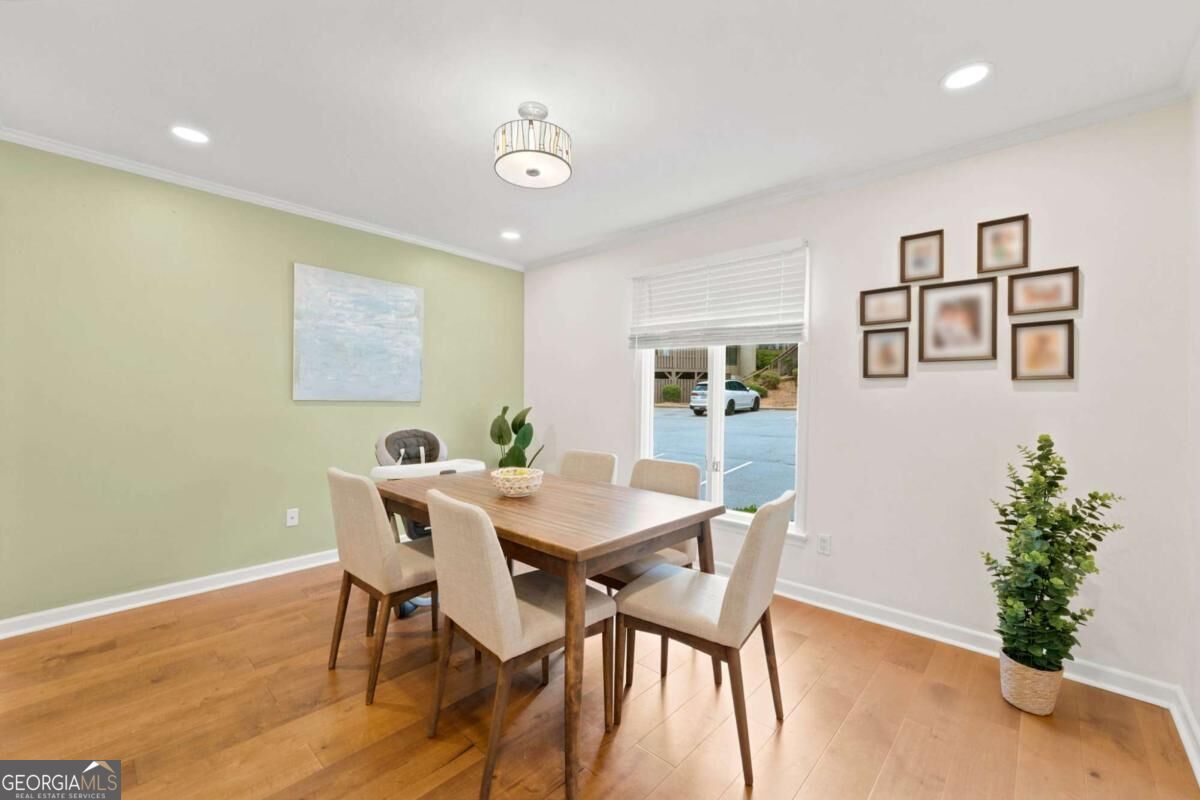 8 Ivy Rdg NE, Atlanta, GA 30342 — photo 3