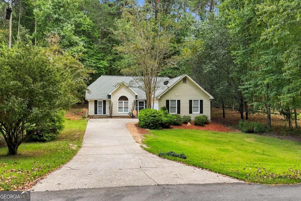 146 Pinebrook Dr — photo