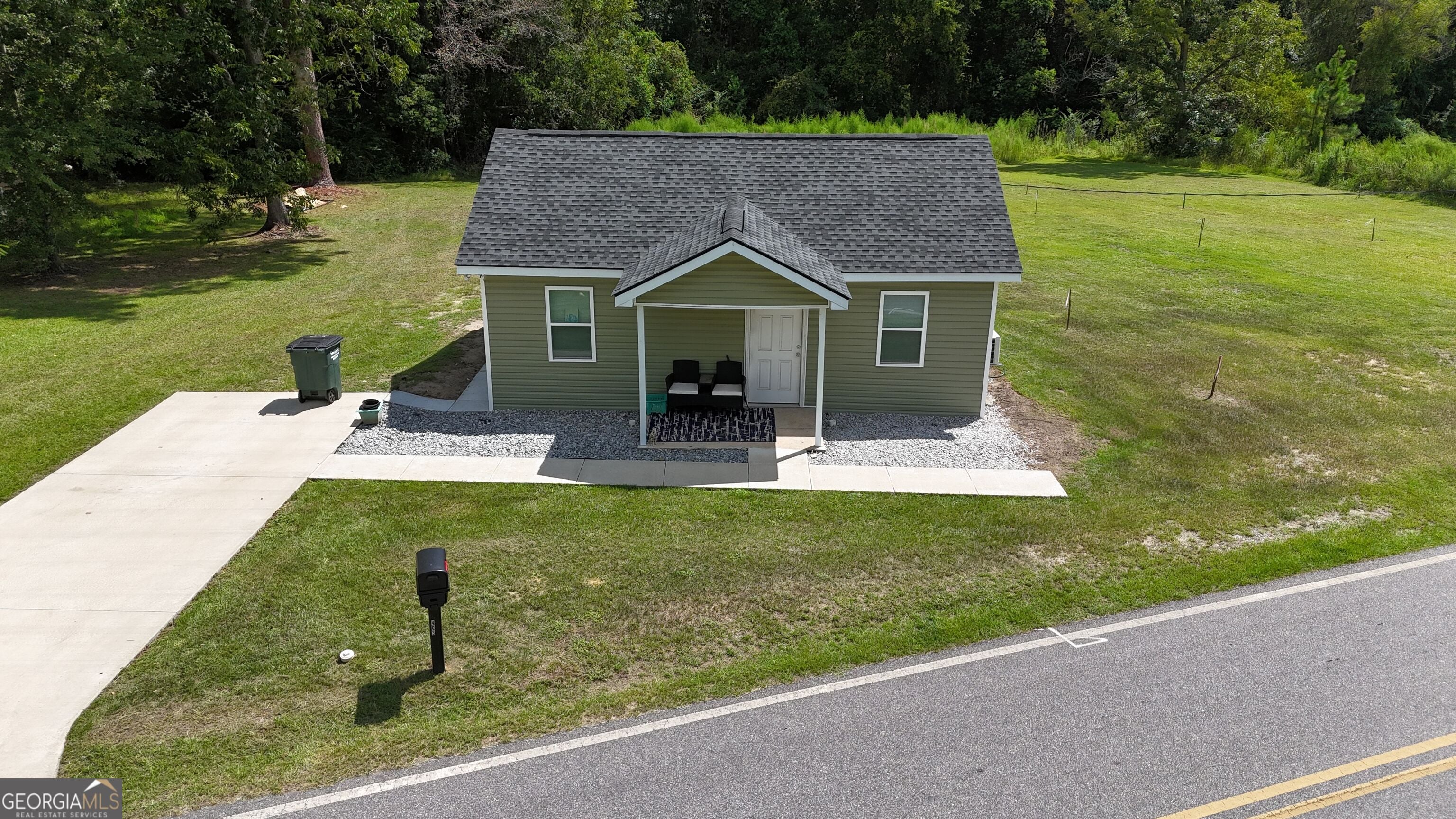 403 Auburn Rd — photo
