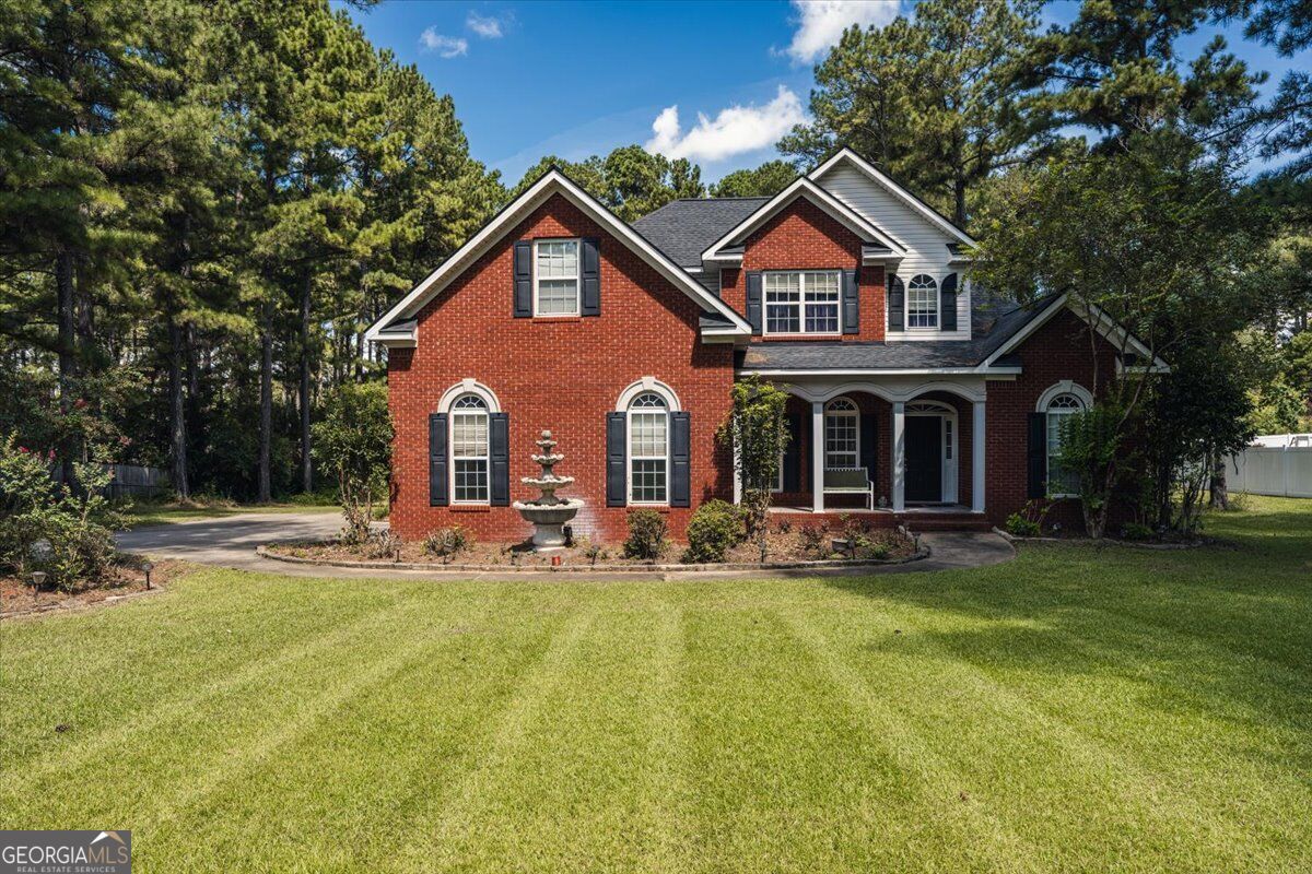136 Hidden Lakes Dr — photo