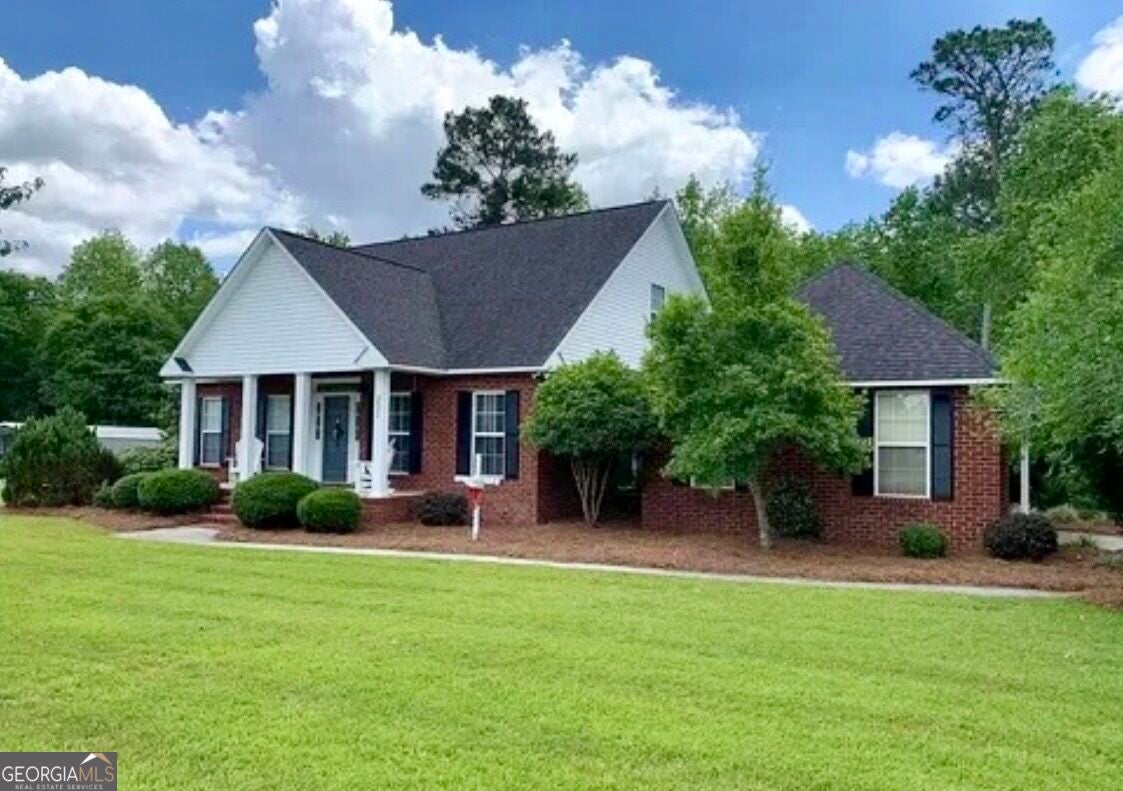 231 Sandspur Lane — photo