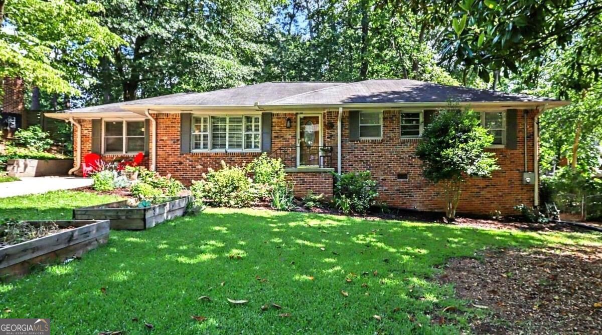 905 Homewood Ct — photo