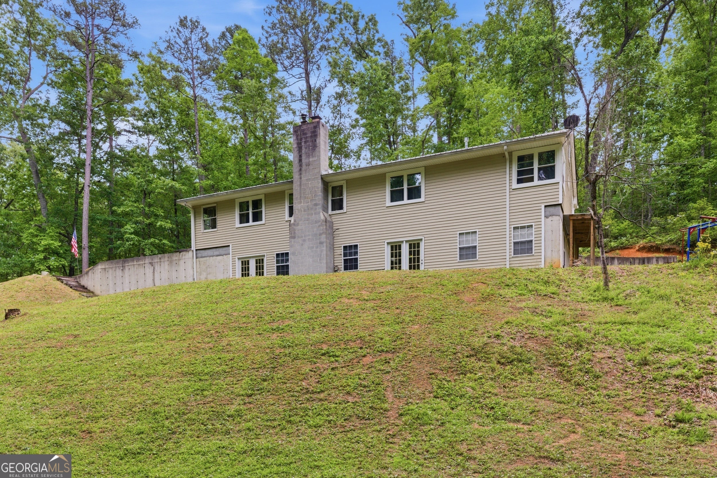 169 N Pinecrest Rd — photo