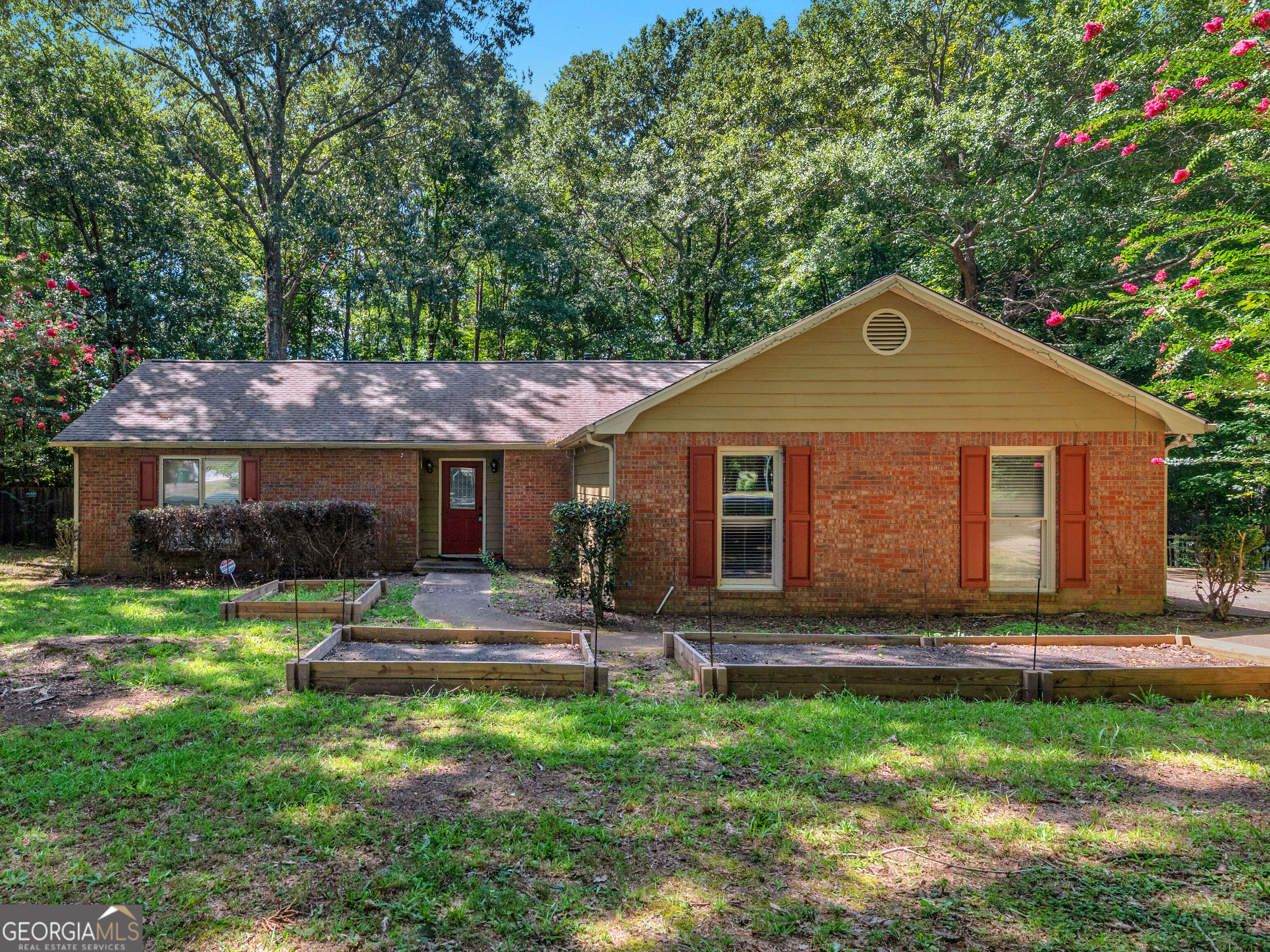 351 Waterford Dr — photo