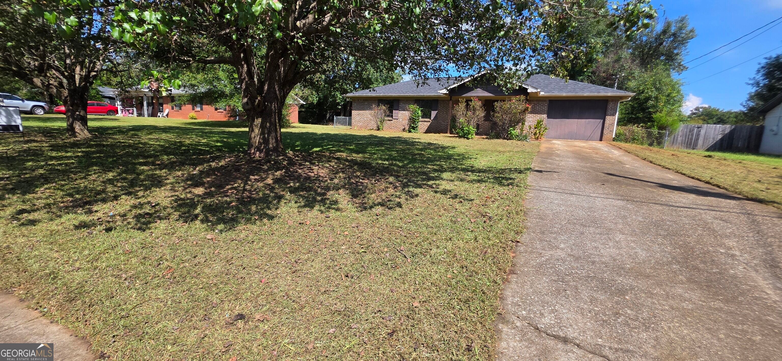 115 Grove Creek Dr — photo
