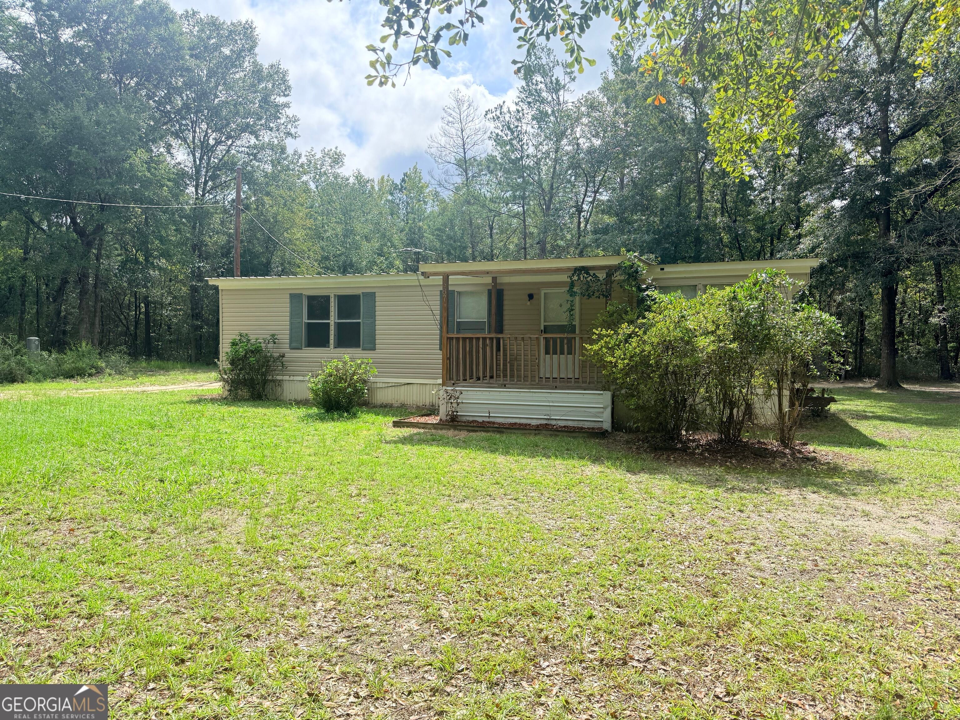 587 Kendricks Rd — photo