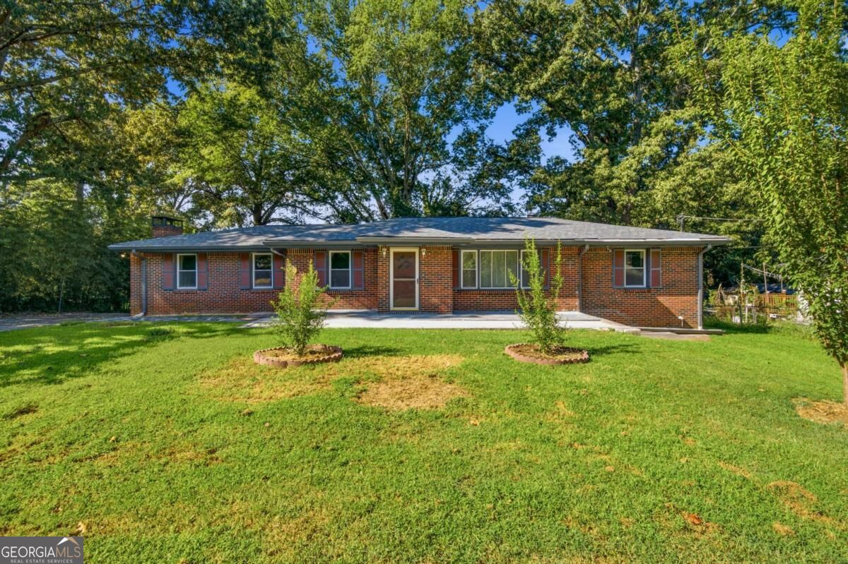 2498 Johnson Dr — photo