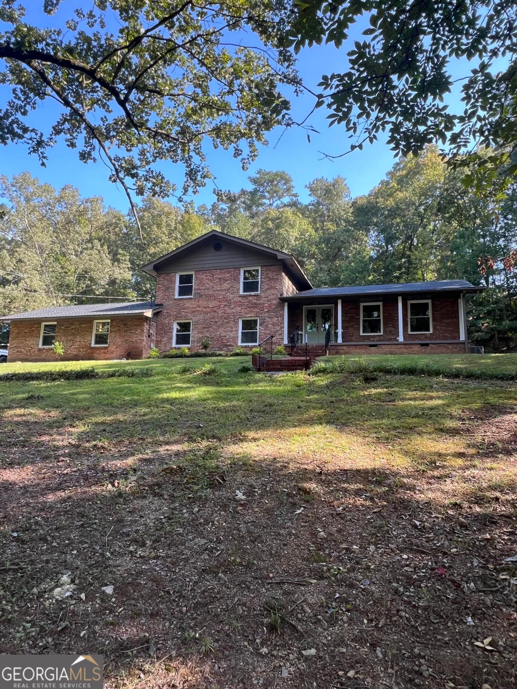 203 Woodland Dr — photo