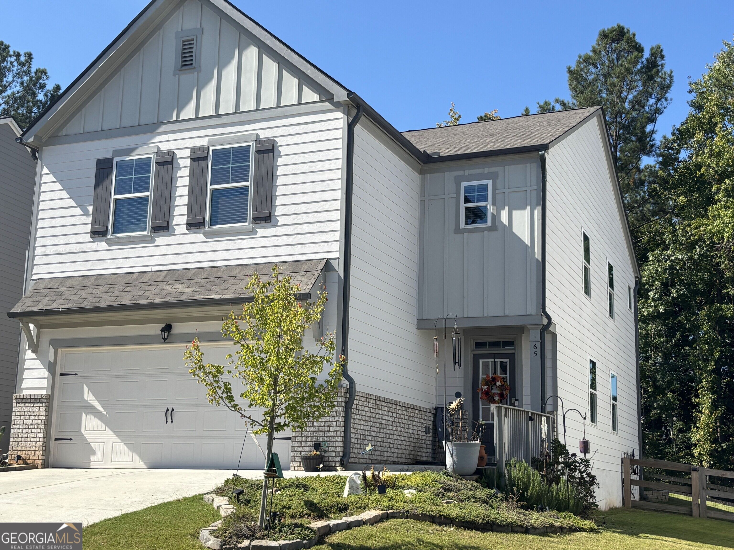 65 White Cedar Dr — photo