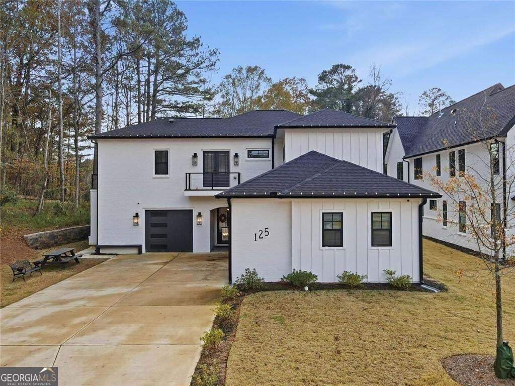 125 Thome Dr — photo