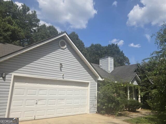 205 Sport Way — photo