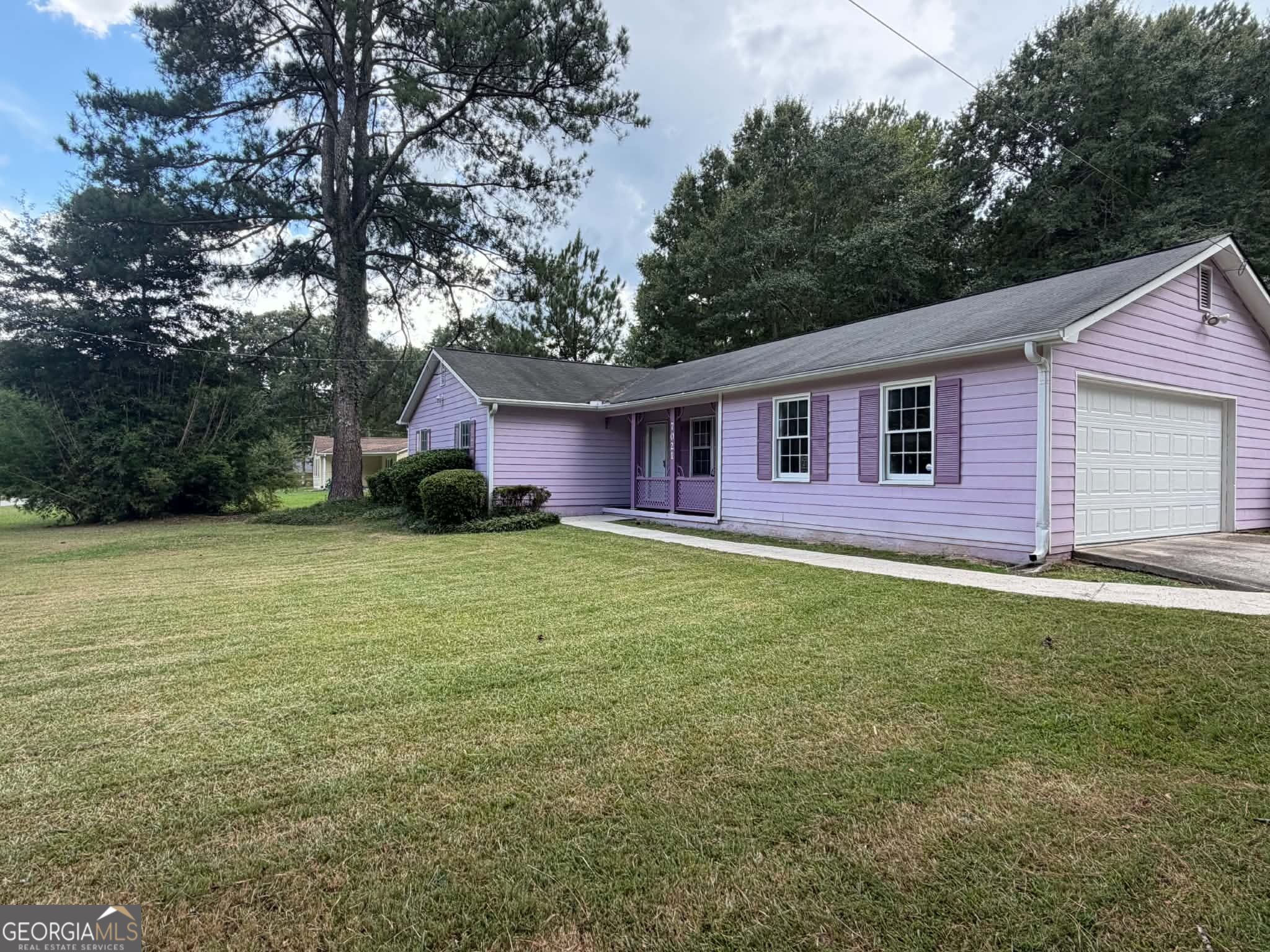 7021 Whitfield Dr — photo