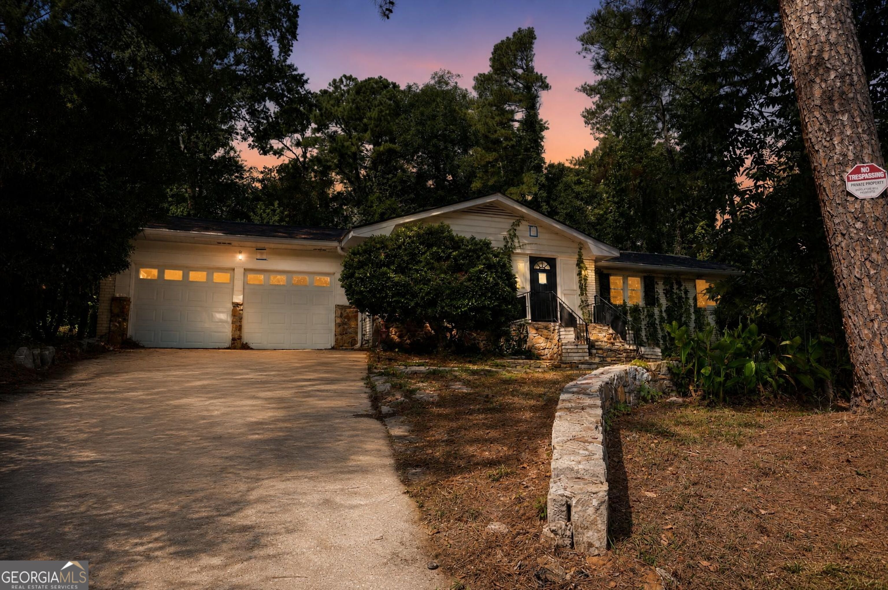 1127 Renee Dr — photo