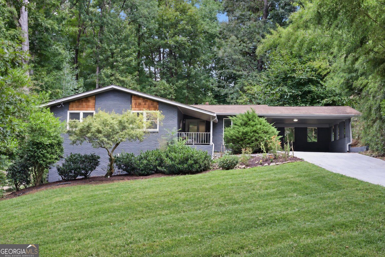 2245 Winding Woods Dr — photo