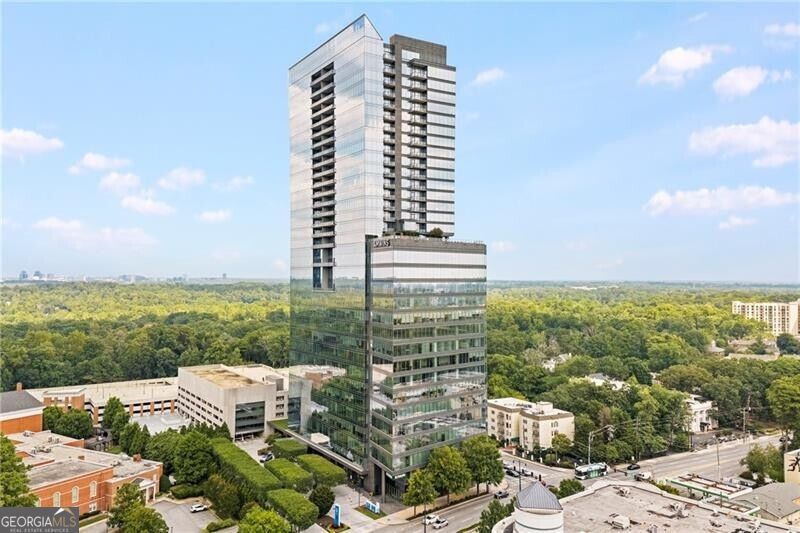3630 Peachtree Rd NE 2409 — photo