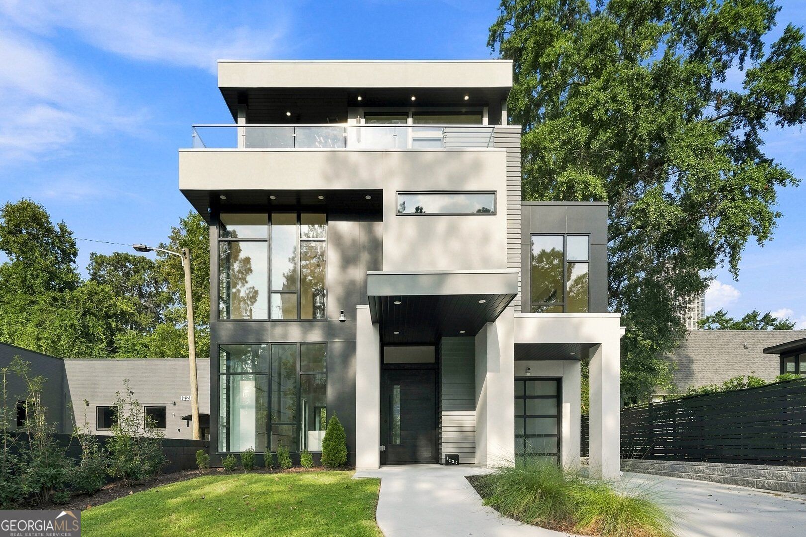 1230 Fowler St NW — photo